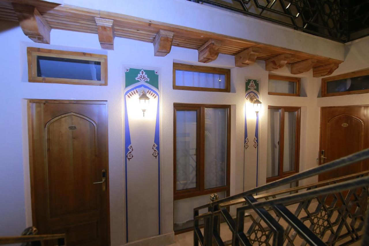 בוקורו Sahar Boutique Hotel מראה חיצוני תמונה